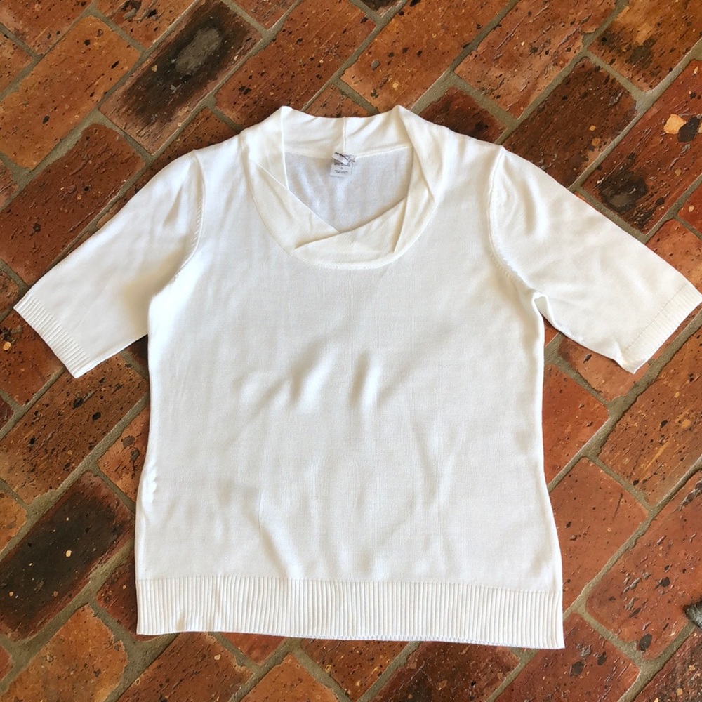 REQ unique collar summer SS sweater sz S
